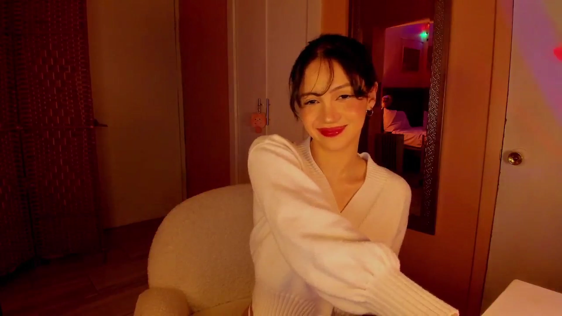 Gallery image thumbnail from Alicee199's myfreecams stream on, 01/23/2026, 10:50 image 8 of 20