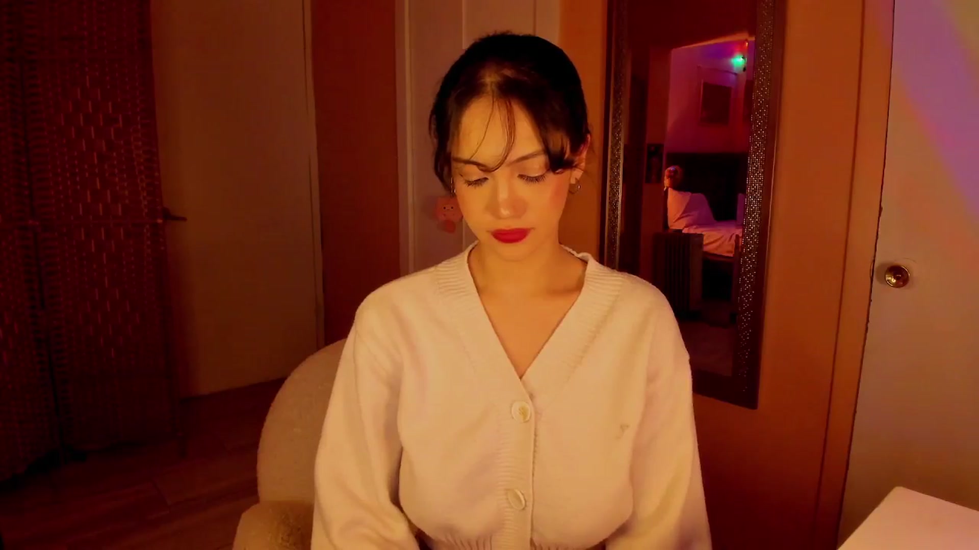 Gallery image thumbnail from Alicee199's myfreecams stream on, 01/23/2026, 10:50 image 11 of 20