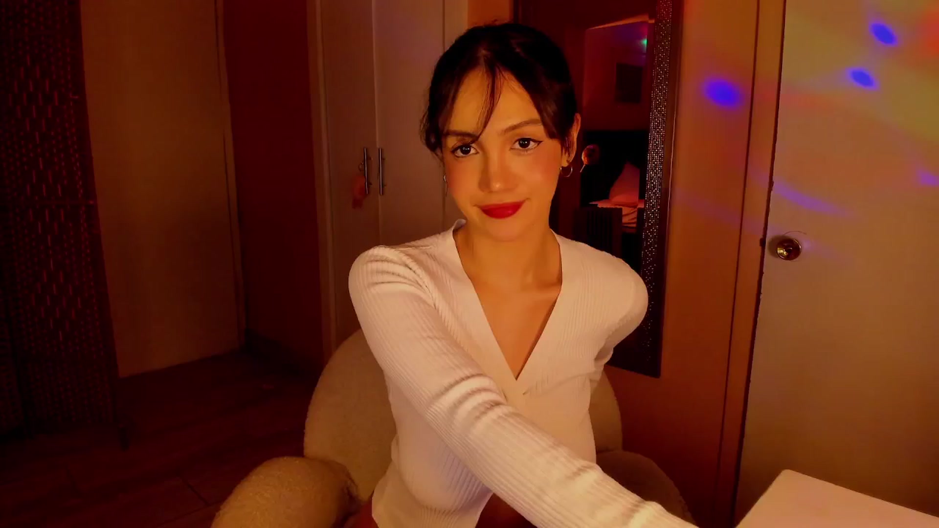 Gallery image thumbnail from Alicee199's myfreecams stream on, 01/25/2026, 09:58 image 5 of 20