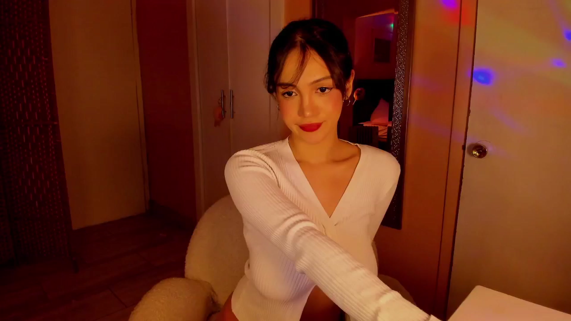 Gallery image thumbnail from Alicee199's myfreecams stream on, 01/25/2026, 09:58 image 7 of 20