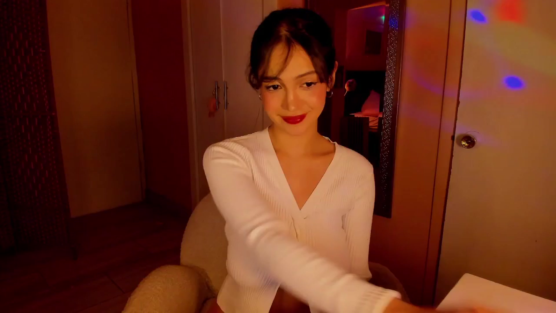 Gallery image thumbnail from Alicee199's myfreecams stream on, 01/25/2026, 09:58 image 10 of 20