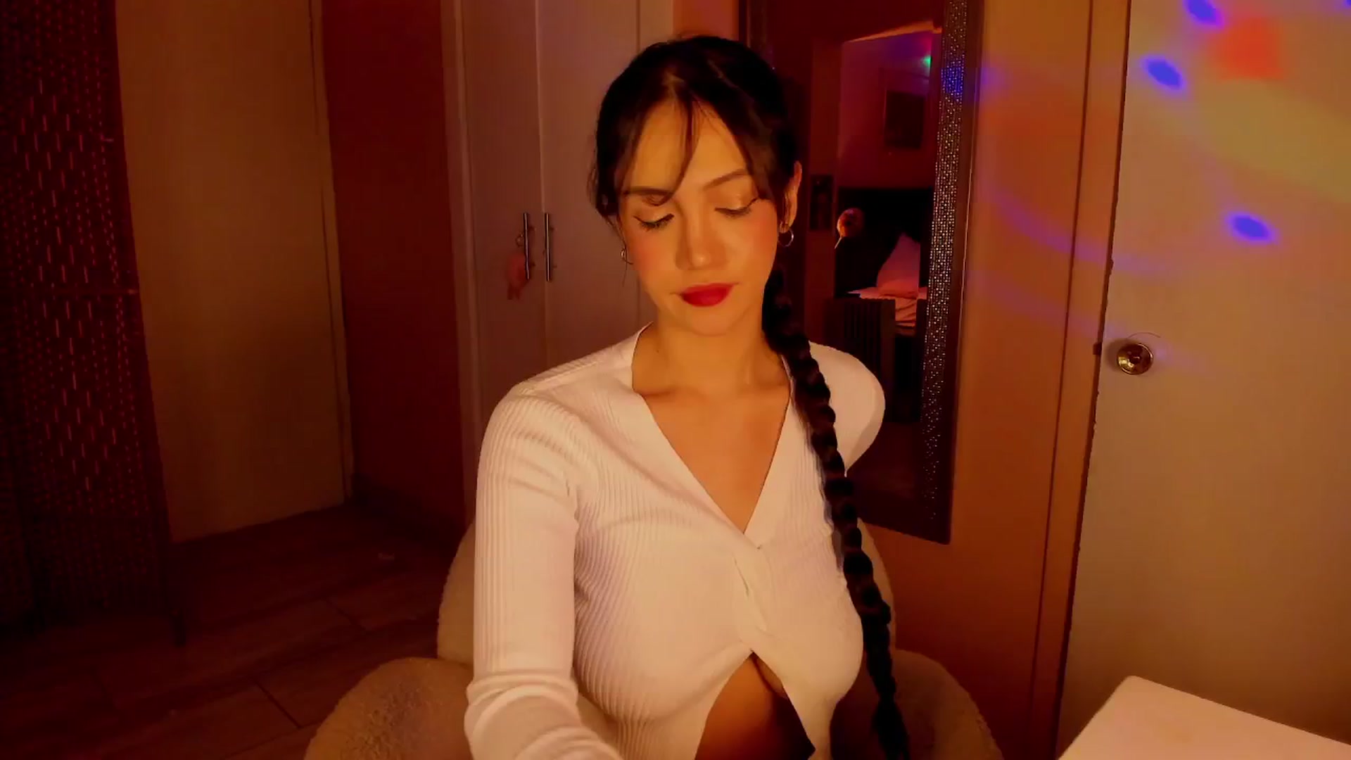 Gallery image thumbnail from Alicee199's myfreecams stream on, 01/25/2026, 09:58 image 3 of 20