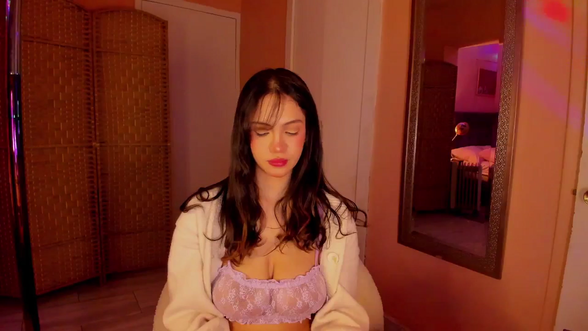 Gallery image thumbnail from Alicee199's myfreecams stream on, 01/27/2026, 11:22 image 18 of 20