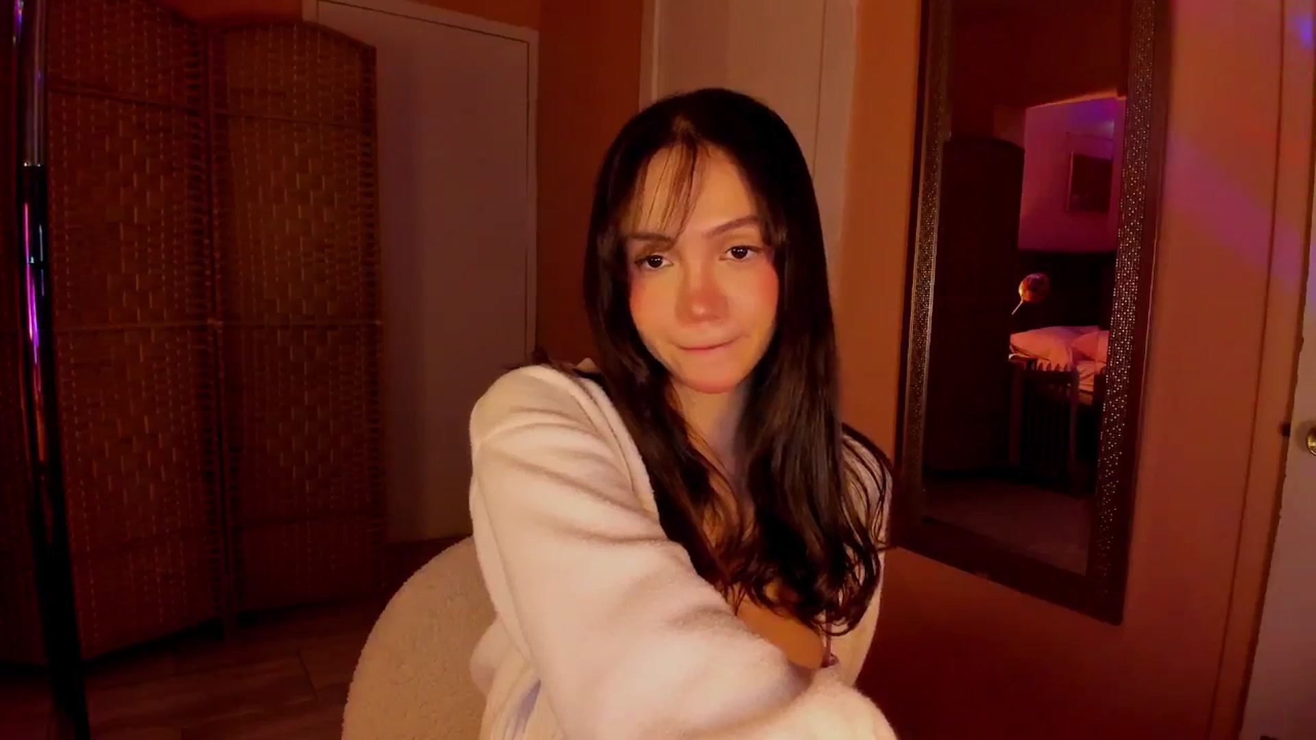 Gallery image thumbnail from Alicee199's myfreecams stream on, 01/27/2026, 11:22 image 15 of 20