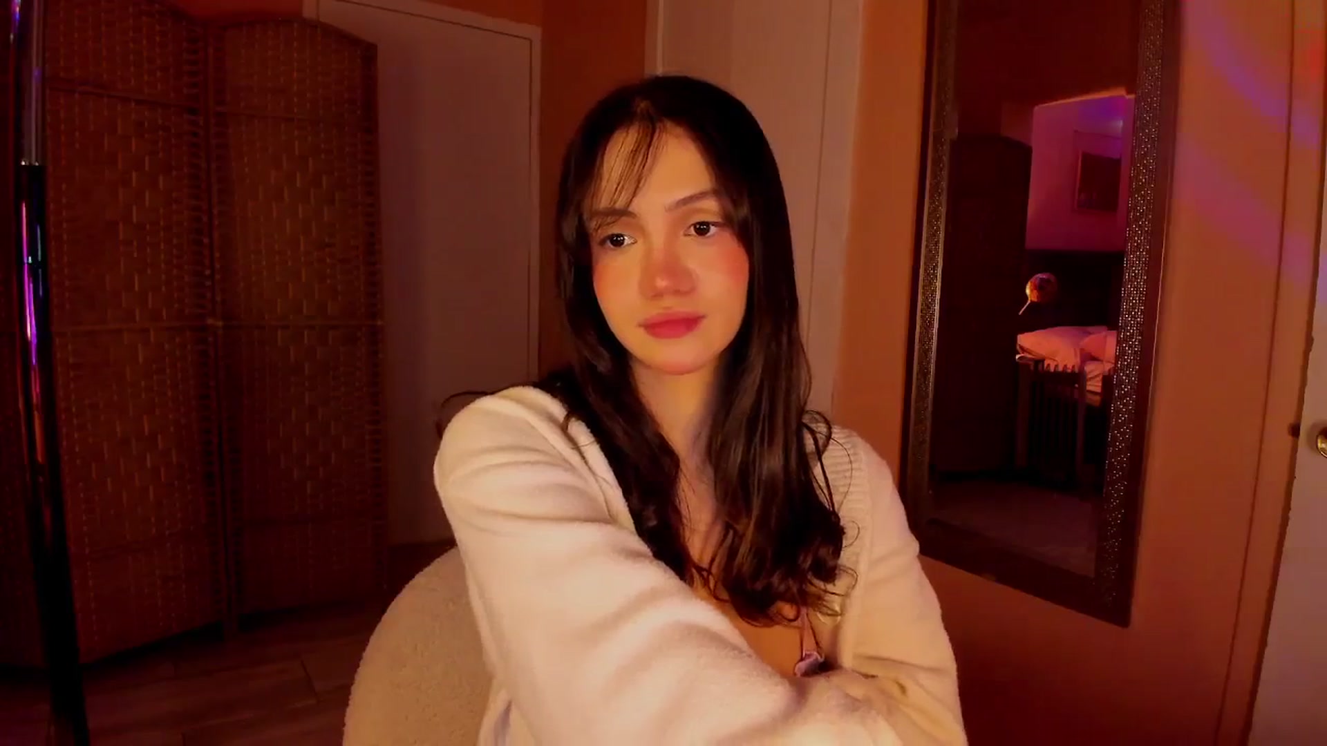 Gallery image thumbnail from Alicee199's myfreecams stream on, 01/27/2026, 11:22 image 12 of 20