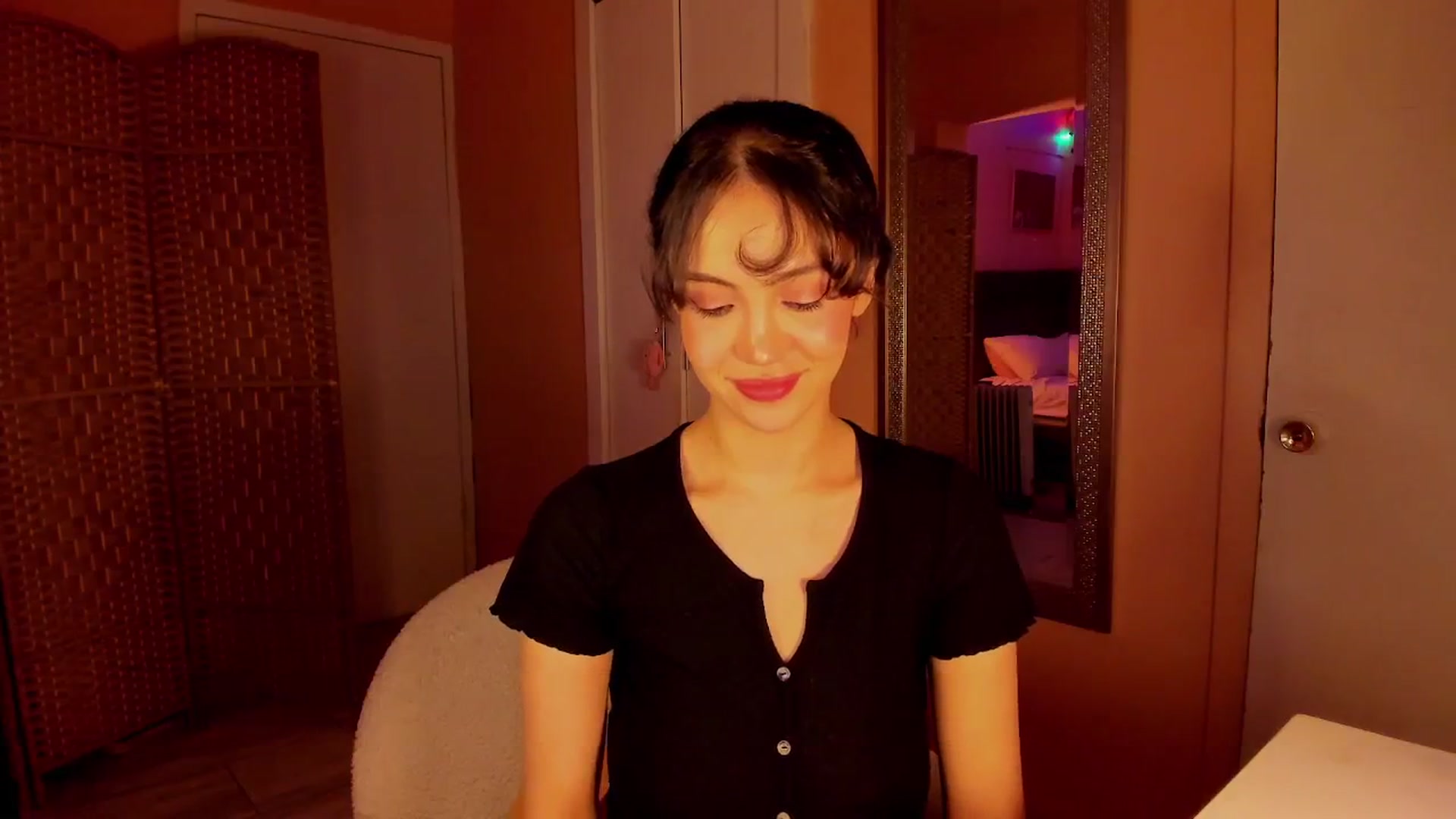Gallery image thumbnail from Alicee199's myfreecams stream on, 01/31/2026, 10:09 image 5 of 20