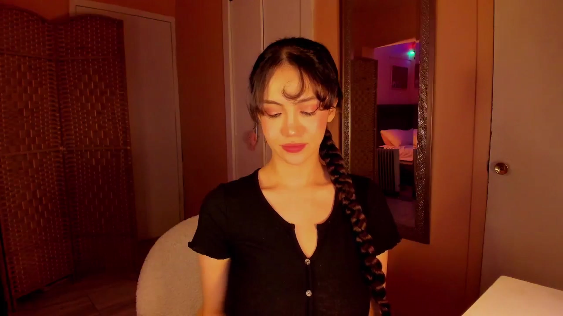 Gallery image thumbnail from Alicee199's myfreecams stream on, 01/31/2026, 10:09 image 14 of 20
