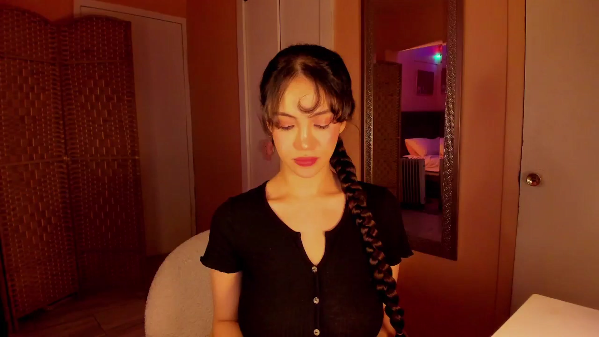 Gallery image thumbnail from Alicee199's myfreecams stream on, 01/31/2026, 10:09 image 15 of 20