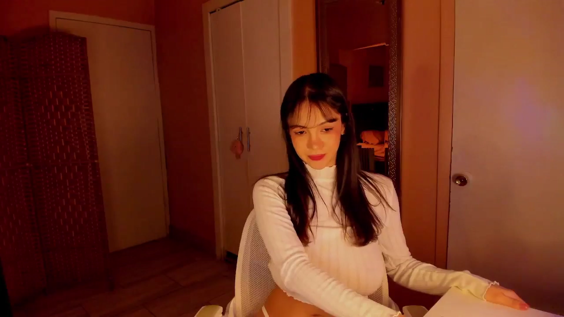 Gallery image thumbnail from Alicee199's myfreecams stream on, 02/18/2026, 09:38 image 6 of 20