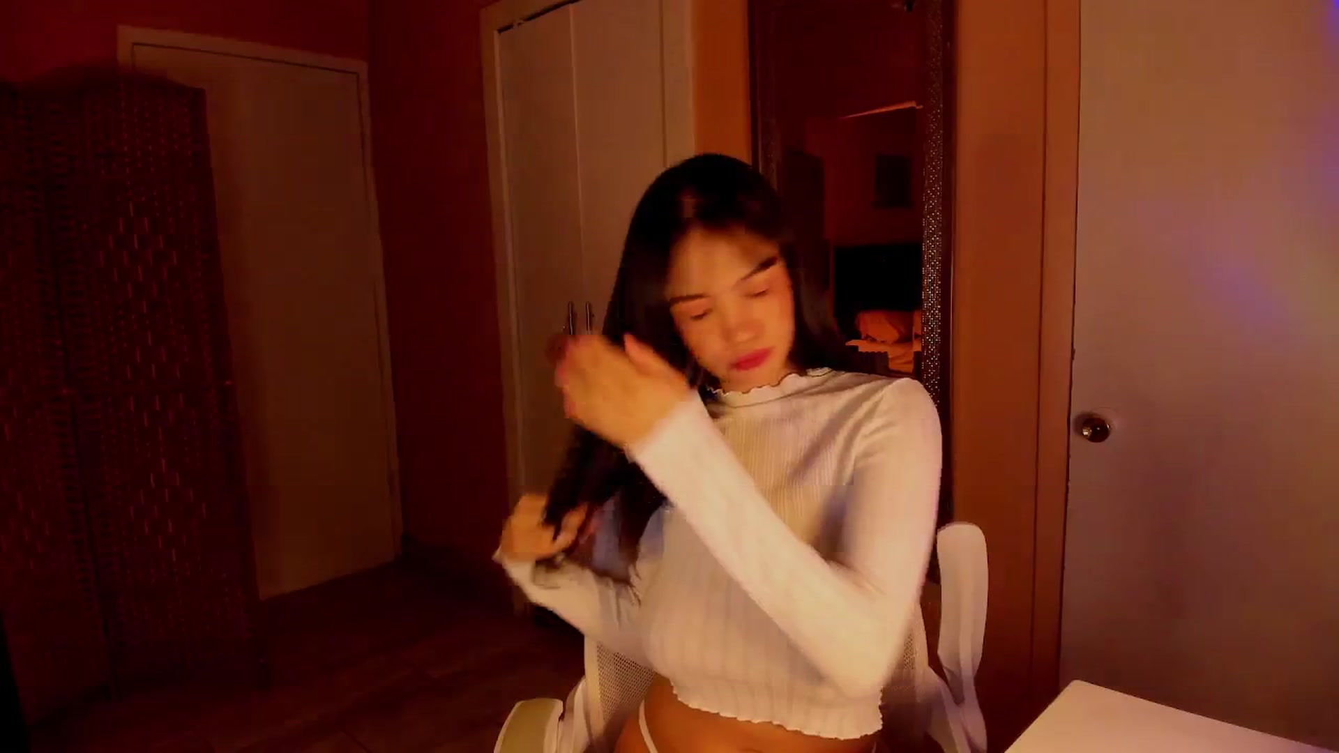 Gallery image thumbnail from Alicee199's myfreecams stream on, 02/18/2026, 09:38 image 11 of 20