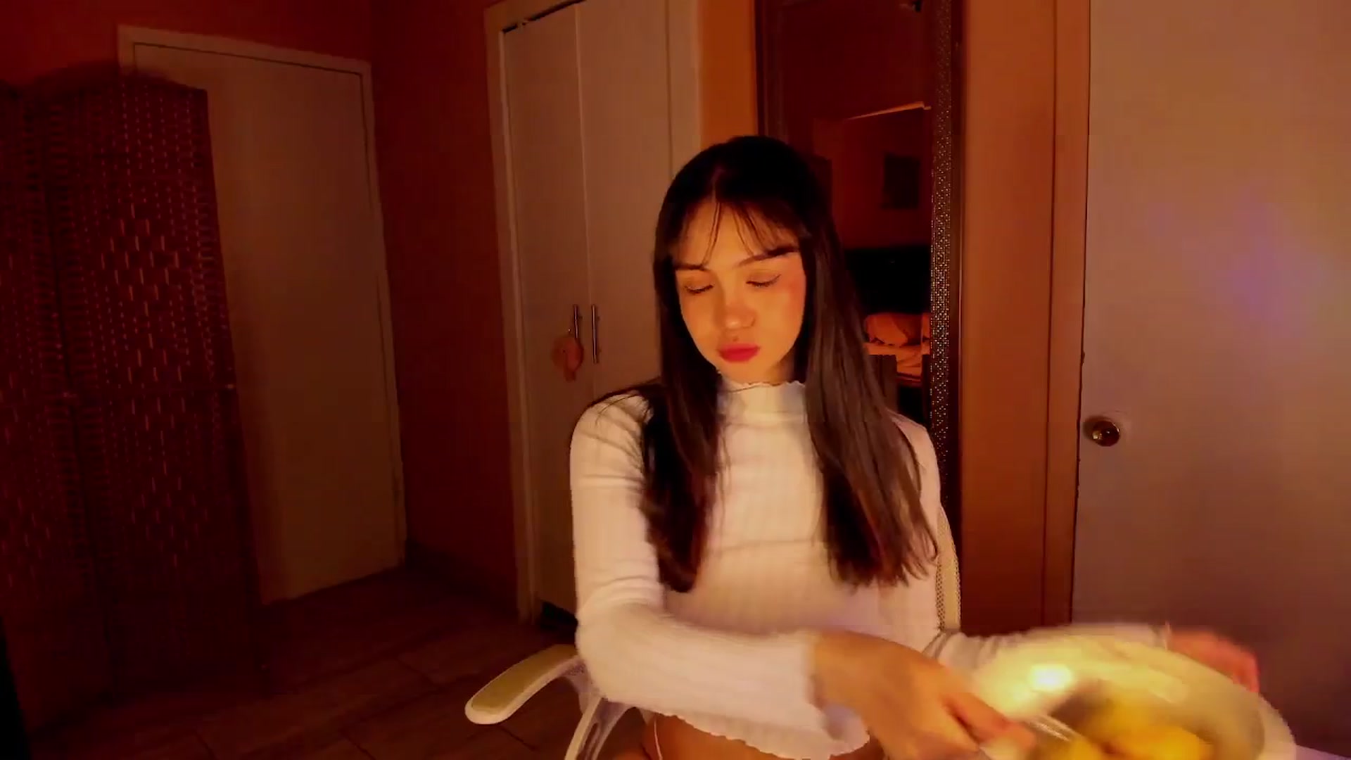 Gallery image thumbnail from Alicee199's myfreecams stream on, 02/18/2026, 09:38 image 19 of 20