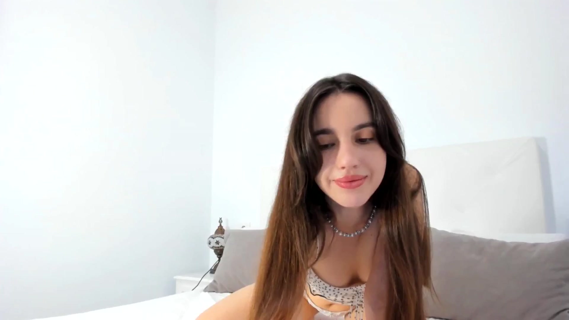 Gallery image thumbnail from AliceeCandy's myfreecams stream on, 10/13/2025, 21:29 image 3 of 20