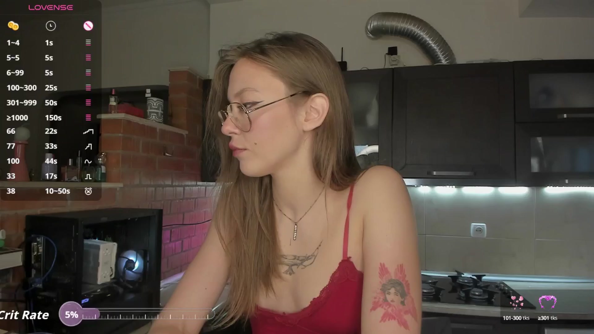Gallery image thumbnail from Aliceum's myfreecams stream on, 08/03/2025, 15:45 image 6 of 20