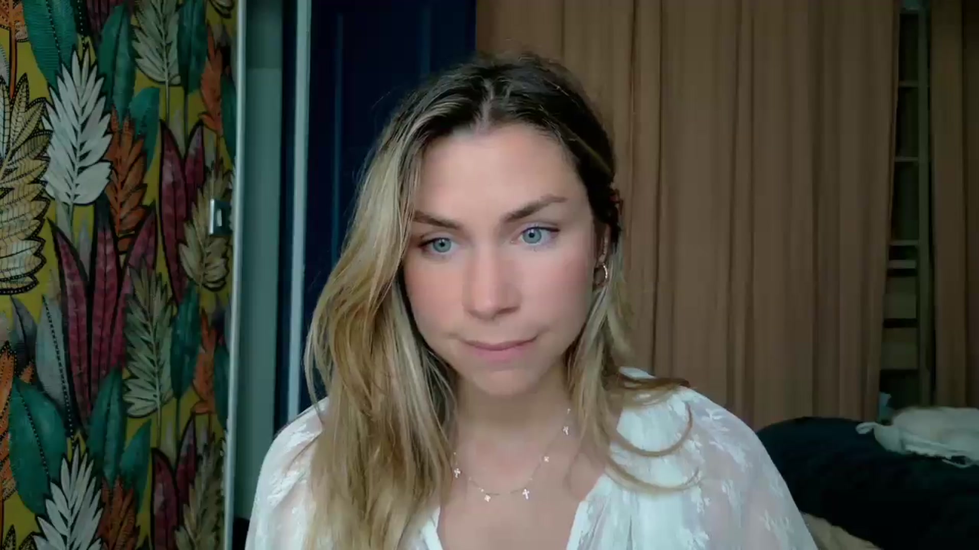 Gallery image thumbnail from Alicewonder1's myfreecams stream on, 04/14/2025, 13:40 image 11 of 20