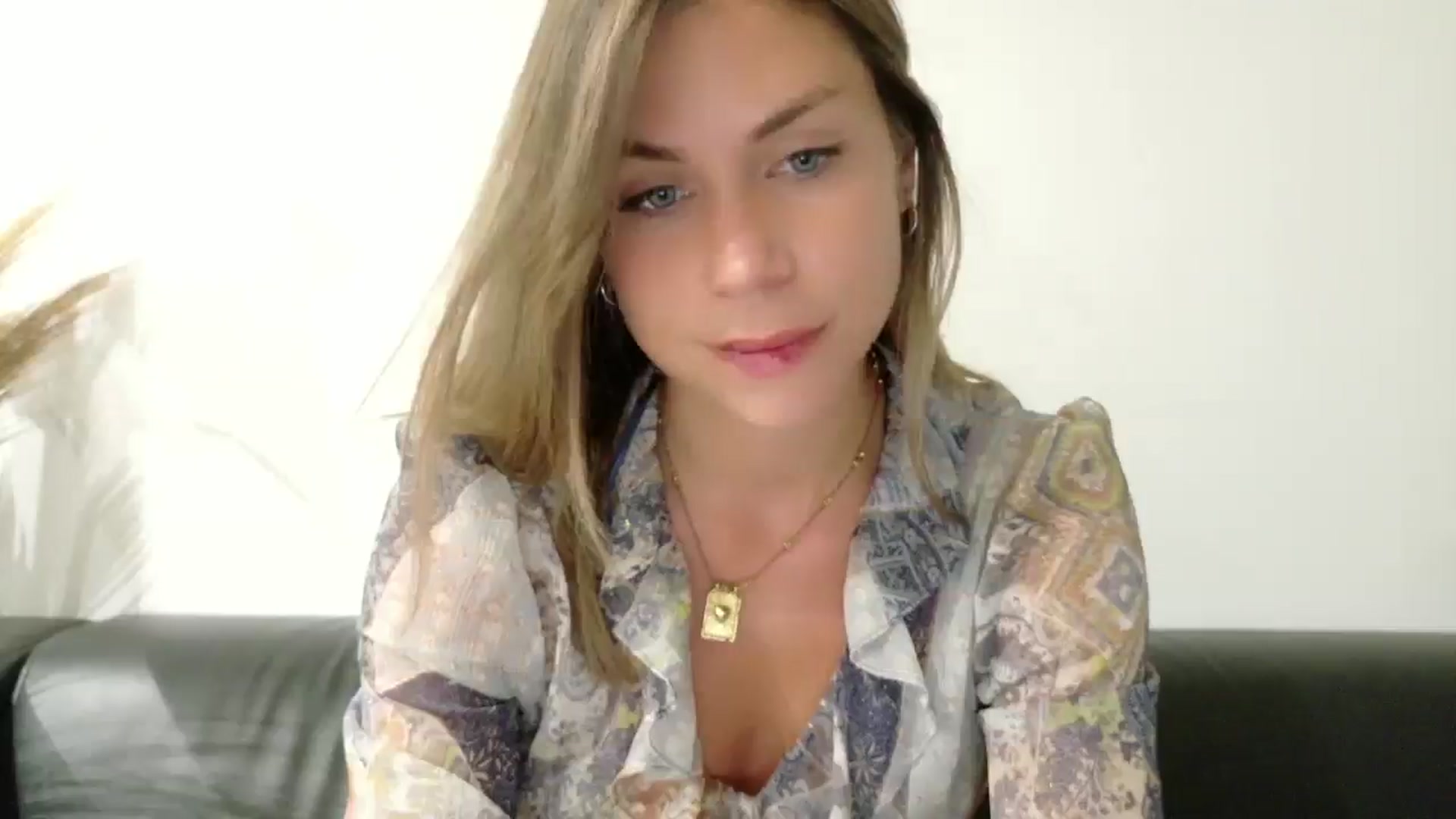 Gallery image thumbnail from Alicewonder1's myfreecams stream on, 07/22/2025, 20:44 image 6 of 20