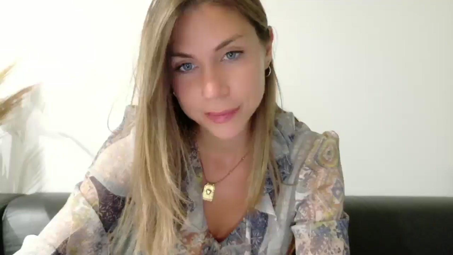 Gallery image thumbnail from Alicewonder1's myfreecams stream on, 07/22/2025, 20:44 image 5 of 20