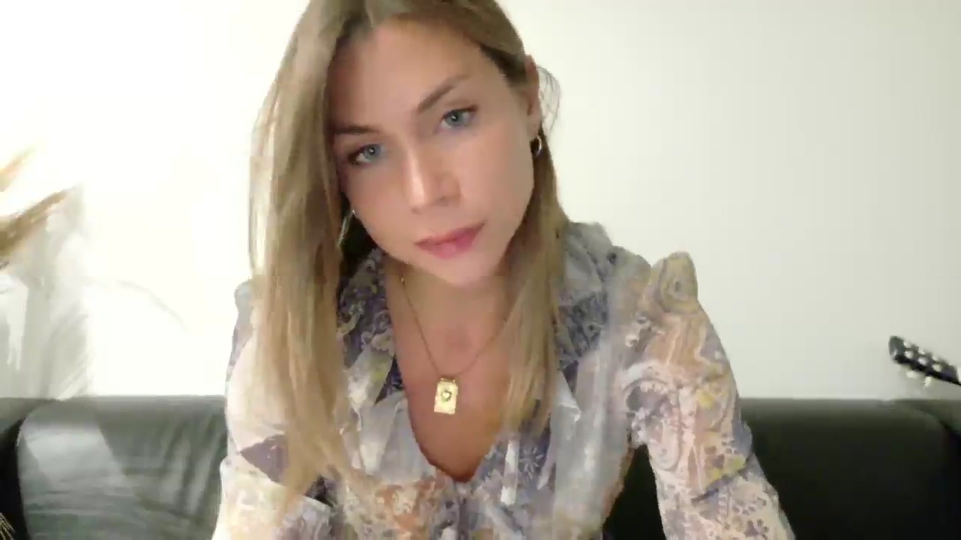 Gallery image thumbnail from Alicewonder1's myfreecams stream on, 07/22/2025, 20:44 image 10 of 20