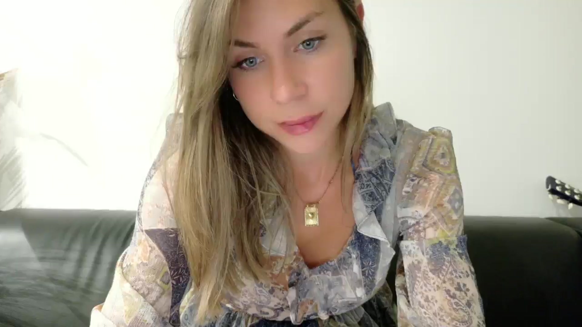 Gallery image thumbnail from Alicewonder1's myfreecams stream on, 07/22/2025, 21:26 image 3 of 20