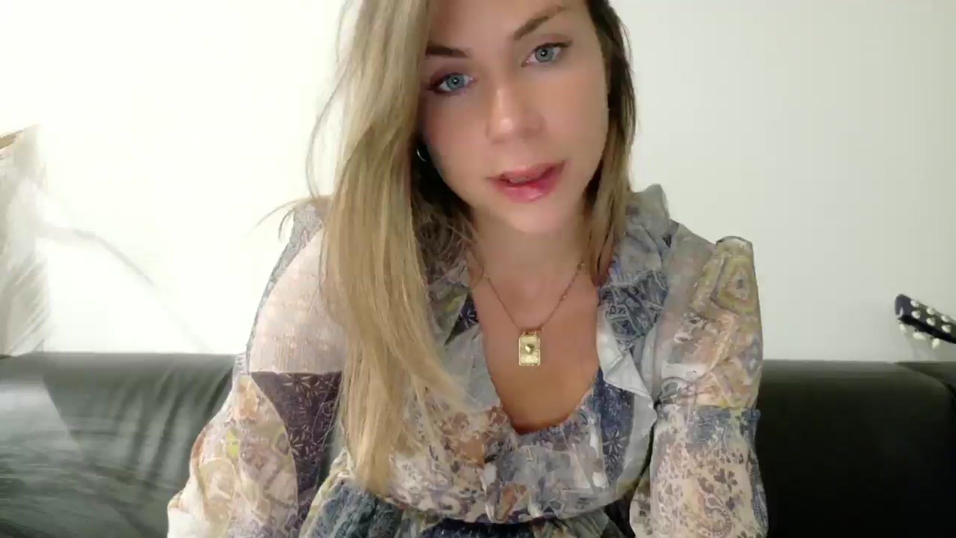 Gallery image thumbnail from Alicewonder1's myfreecams stream on, 07/22/2025, 21:26 image 1 of 20