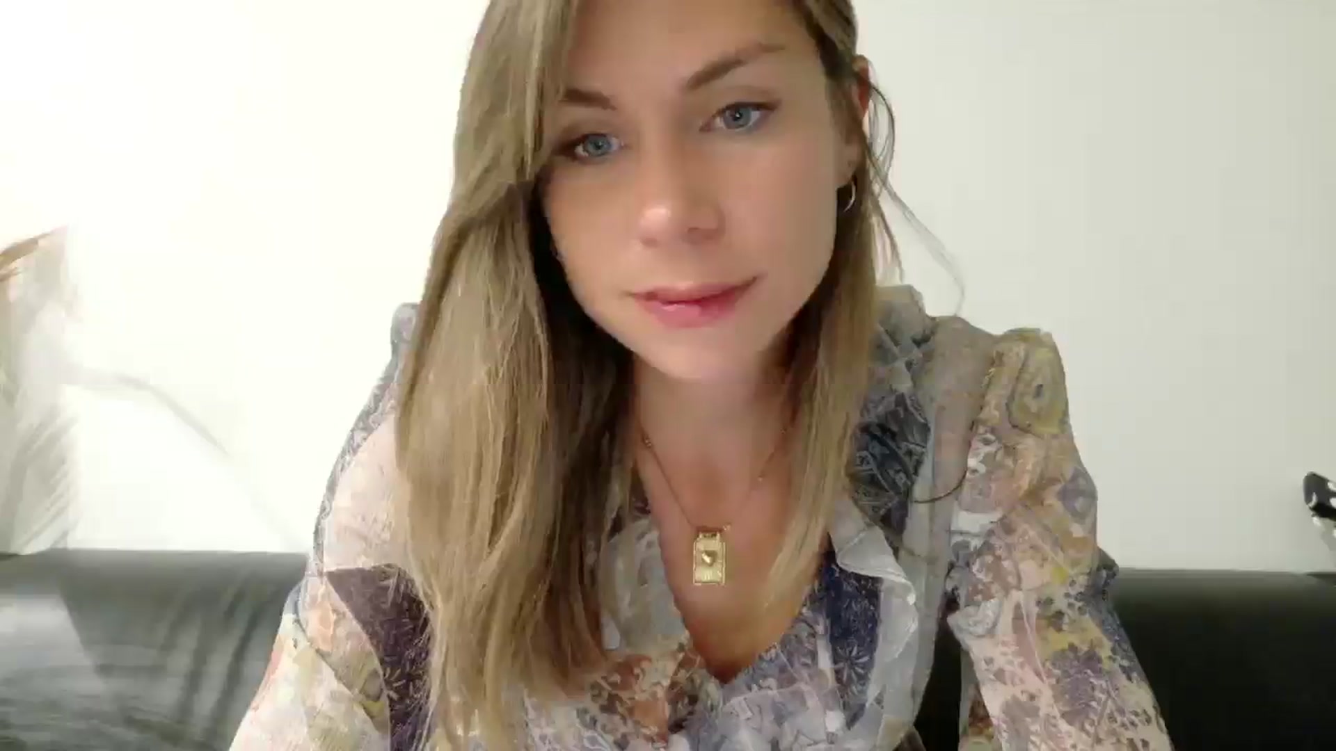 Gallery image thumbnail from Alicewonder1's myfreecams stream on, 07/22/2025, 21:26 image 18 of 20
