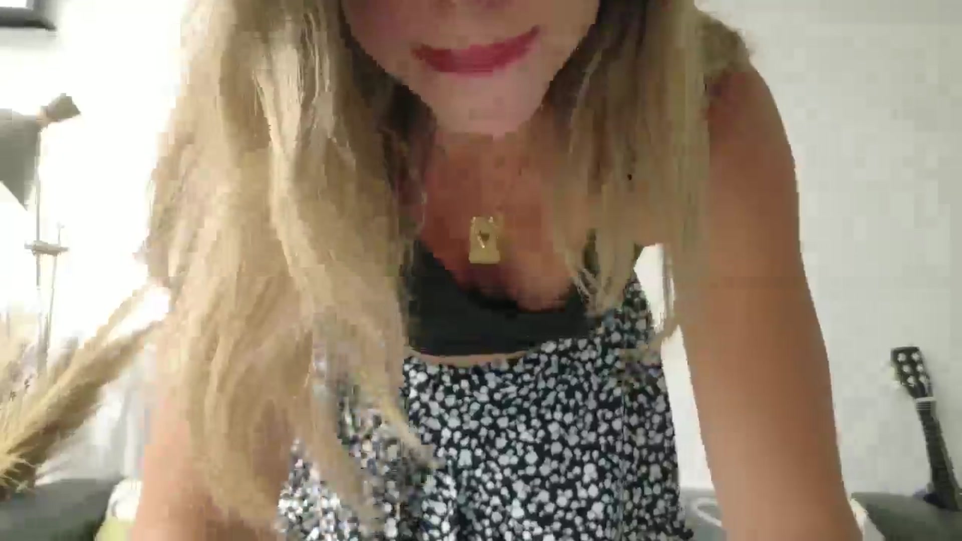 Gallery image thumbnail from Alicewonder1's myfreecams stream on, 07/26/2025, 19:58 image 12 of 20