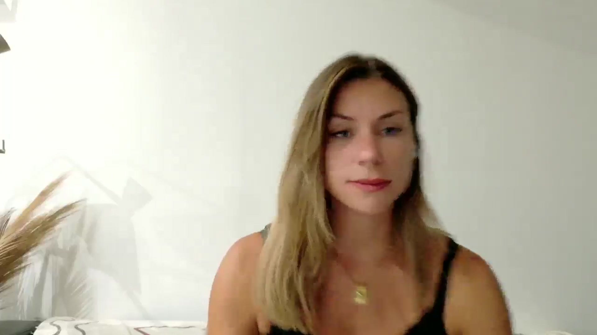 Gallery image thumbnail from Alicewonder1's myfreecams stream on, 07/26/2025, 21:53 image 3 of 20