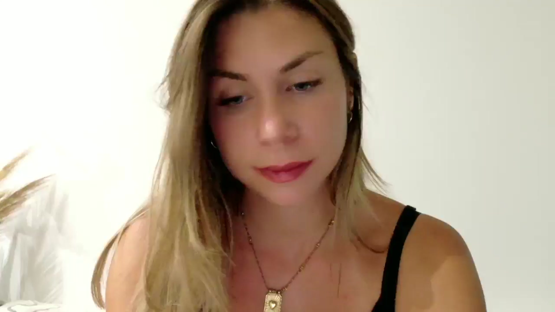 Gallery image thumbnail from Alicewonder1's myfreecams stream on, 07/26/2025, 21:53 image 1 of 20