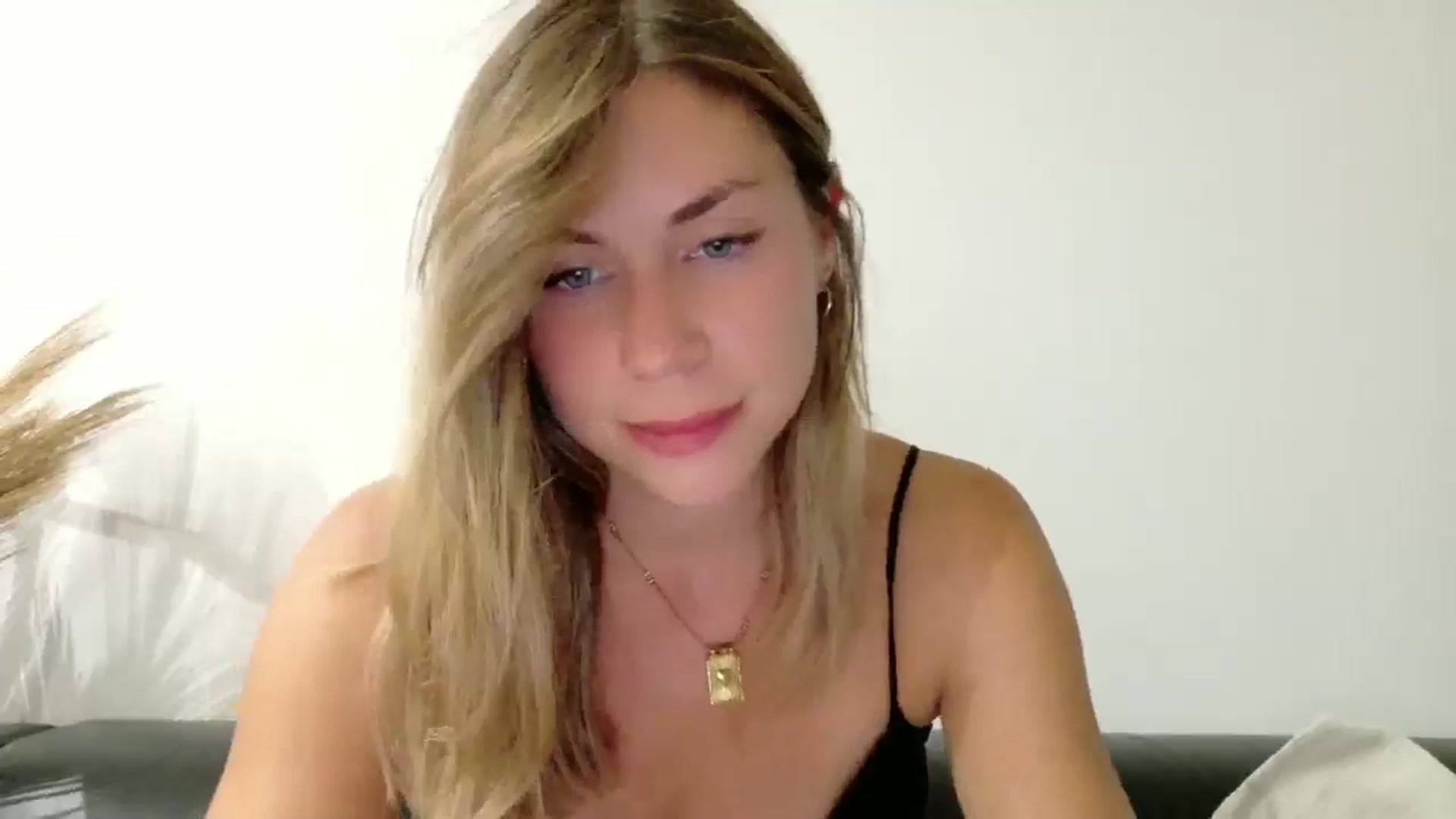 Gallery image thumbnail from Alicewonder1's myfreecams stream on, 08/02/2025, 20:37 image 3 of 20