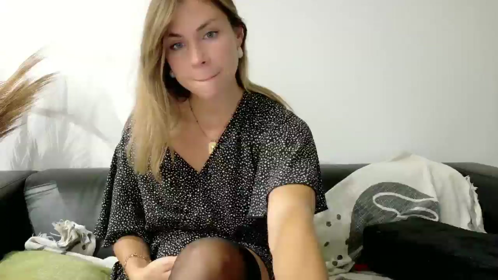 Gallery image thumbnail from Alicewonder1's myfreecams stream on, 08/06/2025, 20:34 image 3 of 20