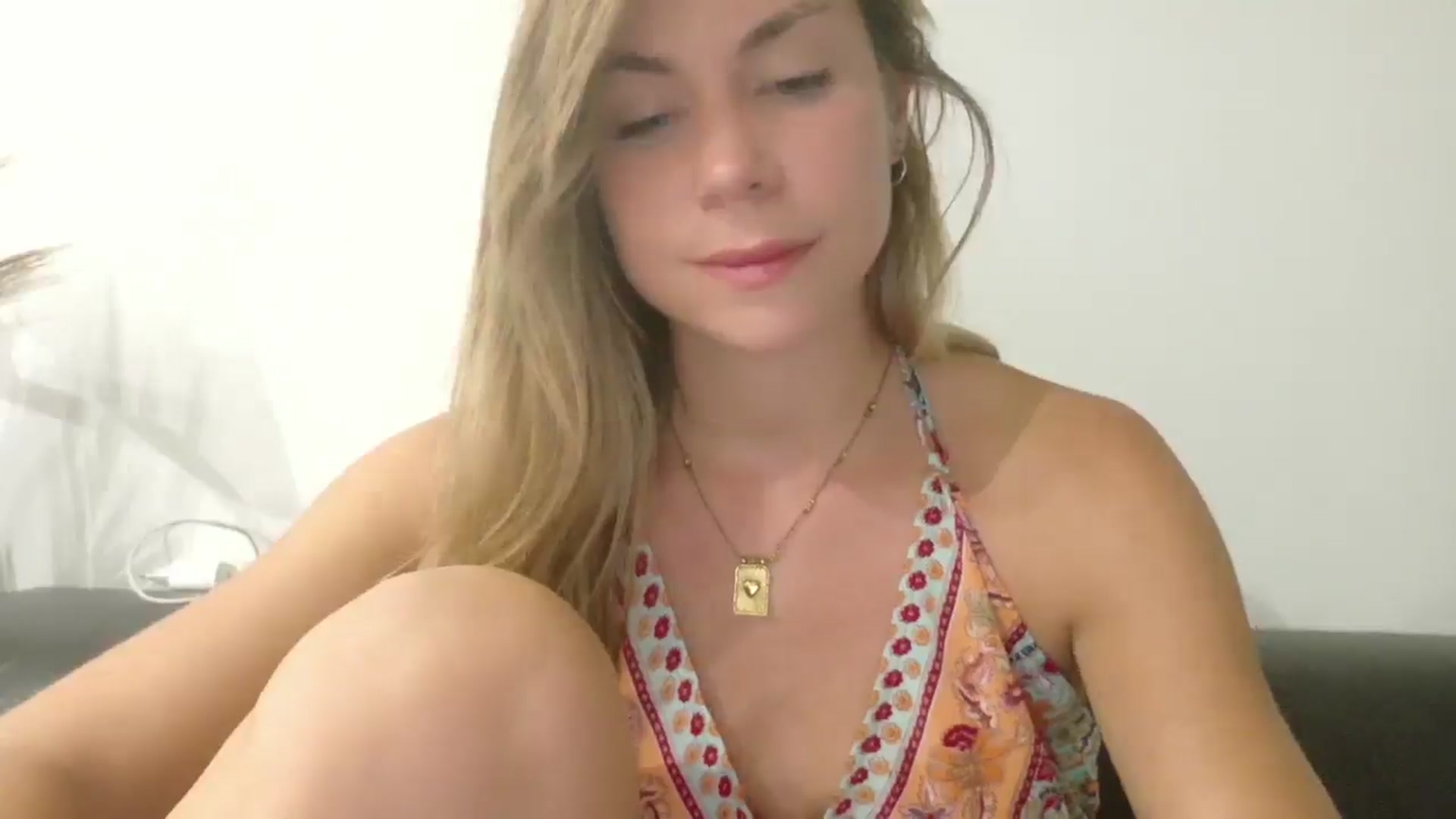 Gallery image thumbnail from Alicewonder1's myfreecams stream on, 08/24/2025, 21:28 image 18 of 20