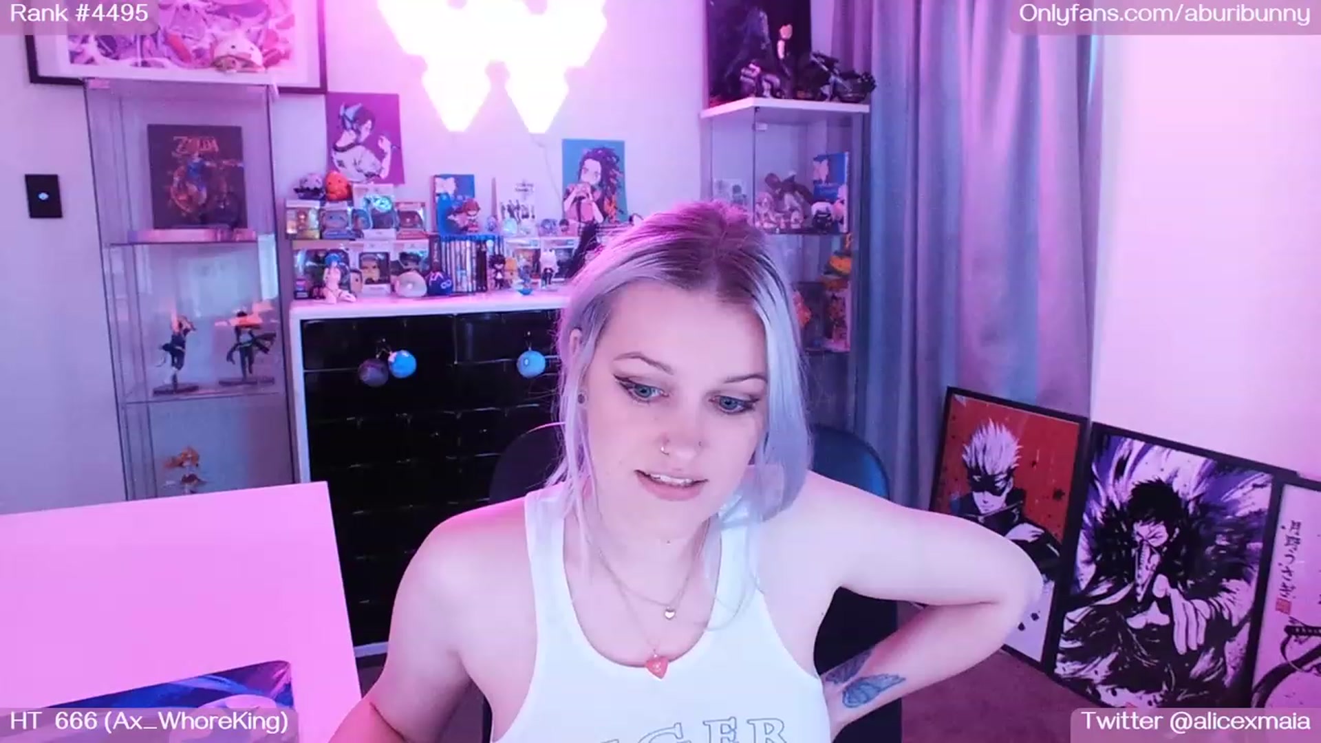 Gallery image thumbnail from AlicexMaia's myfreecams stream on, 11/18/2022, 05:20 image 10 of 20
