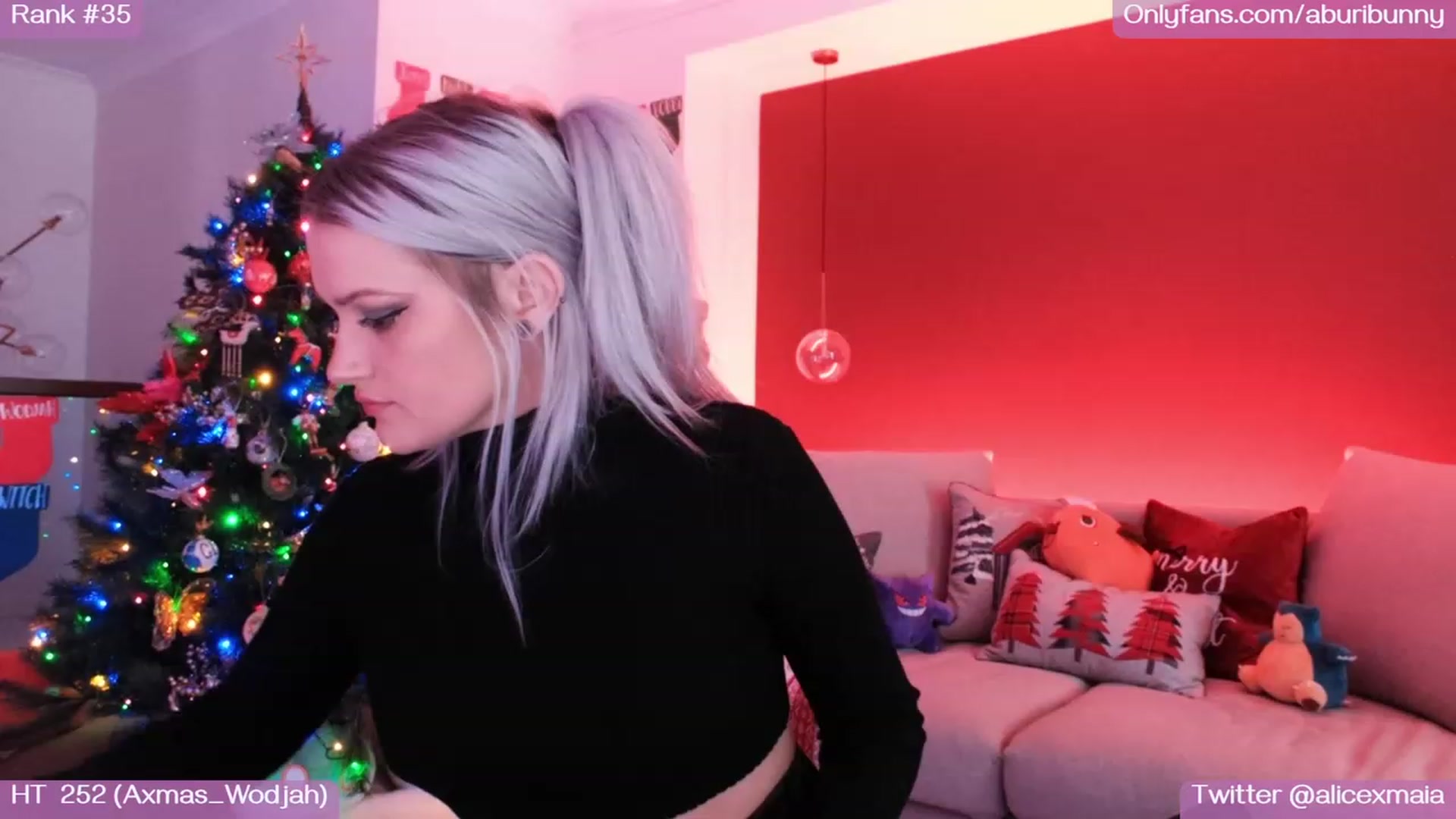Gallery image thumbnail from AlicexMaia's myfreecams stream on, 12/22/2022, 05:25 image 1 of 20