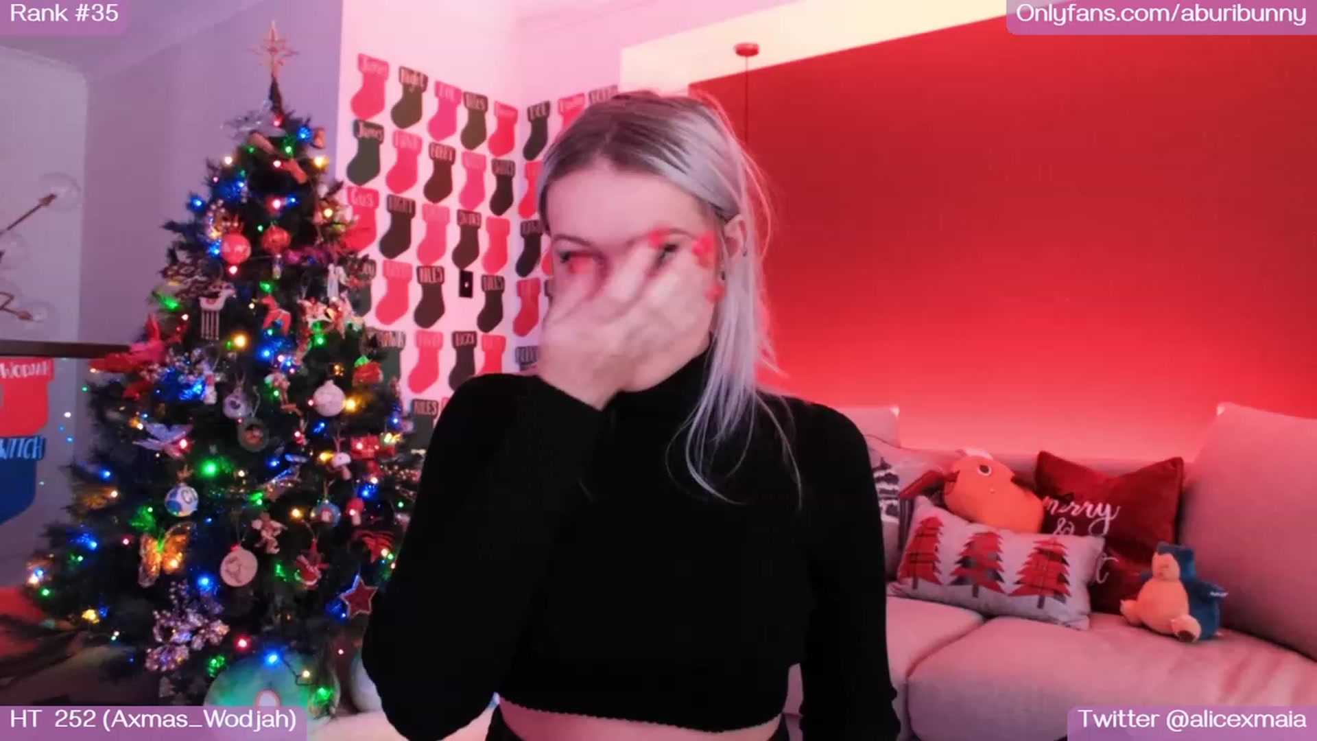 Gallery image thumbnail from AlicexMaia's myfreecams stream on, 12/22/2022, 05:25 image 2 of 20
