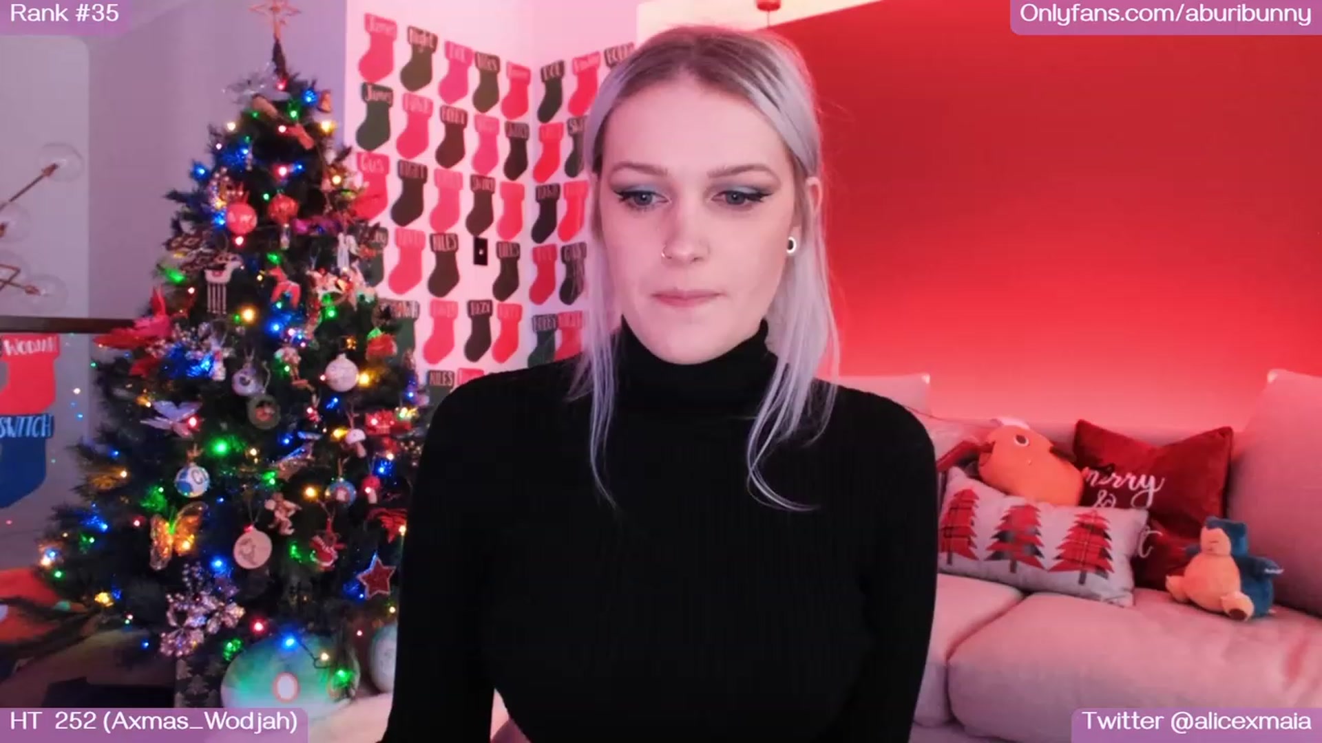 Gallery image thumbnail from AlicexMaia's myfreecams stream on, 12/22/2022, 05:25 image 15 of 20