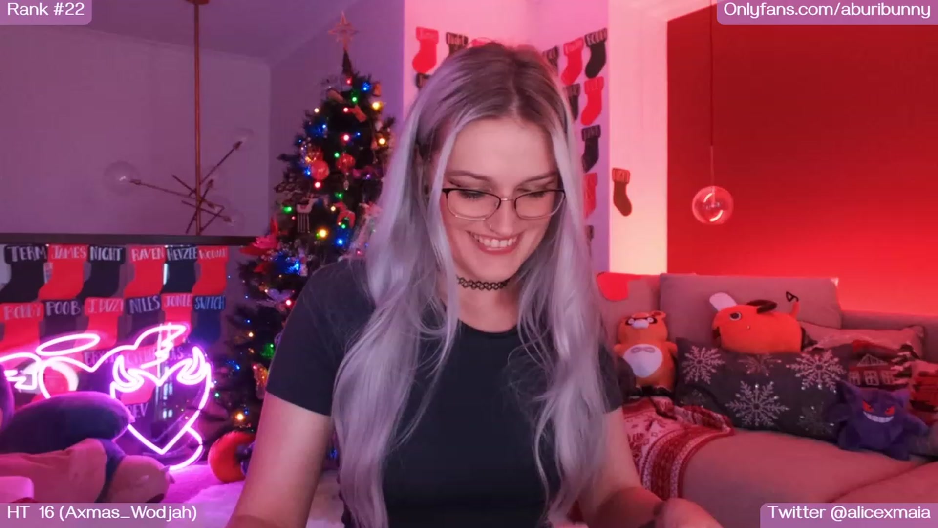 Gallery image thumbnail from AlicexMaia's myfreecams stream on, 12/28/2022, 04:39 image 4 of 20