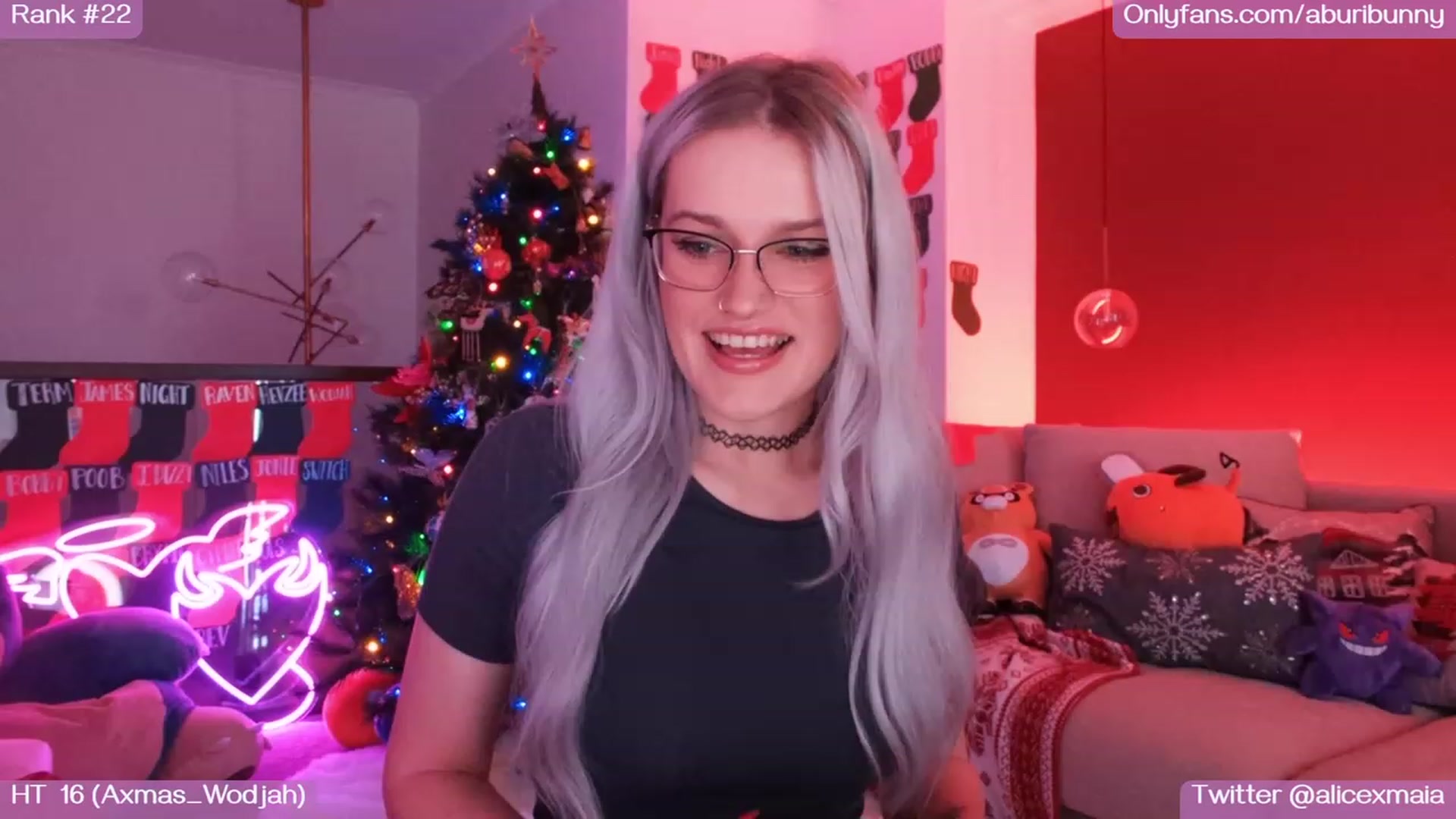 Gallery image thumbnail from AlicexMaia's myfreecams stream on, 12/28/2022, 04:39 image 2 of 20