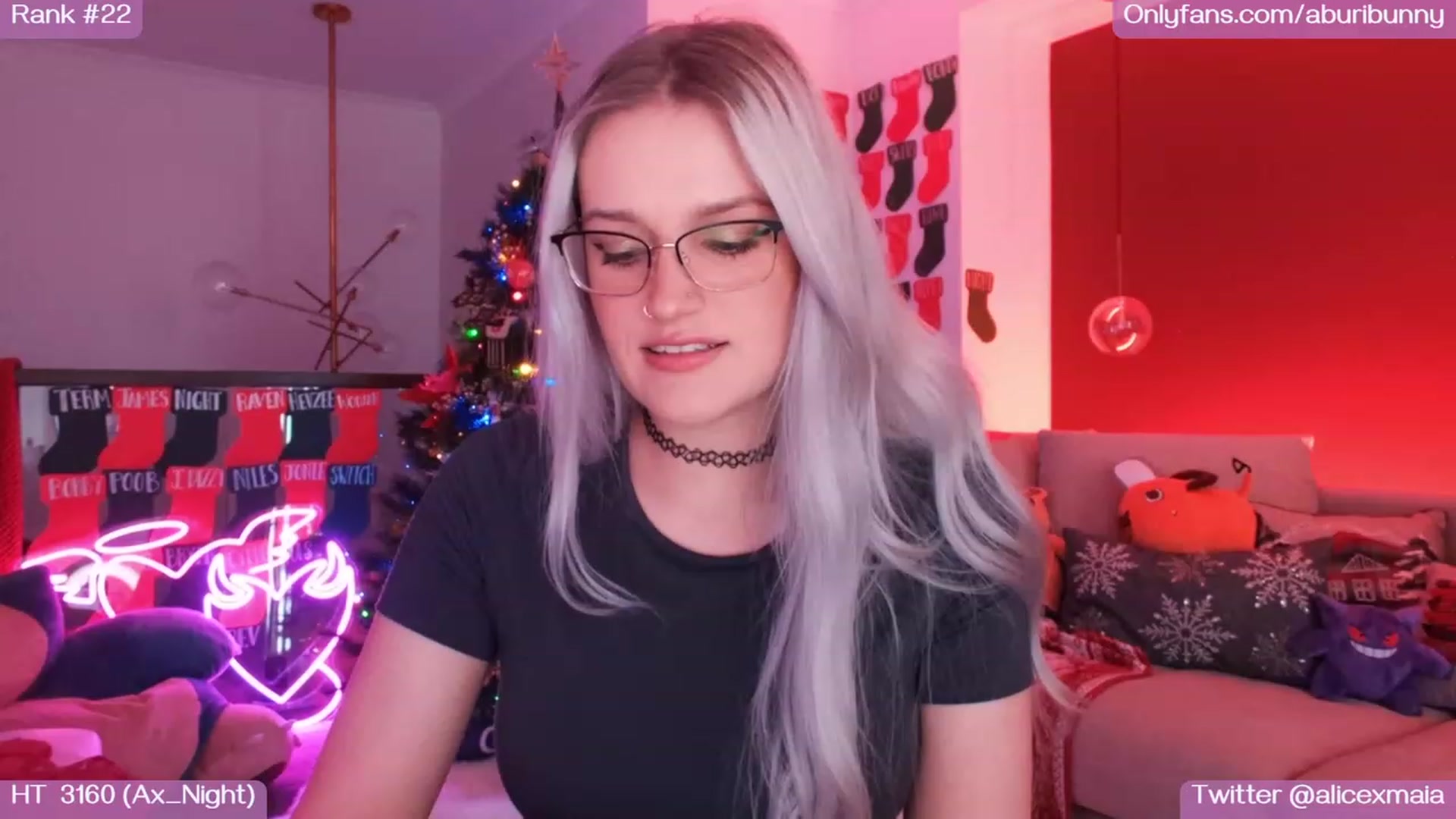 Gallery image thumbnail from AlicexMaia's myfreecams stream on, 12/28/2022, 04:39 image 11 of 20