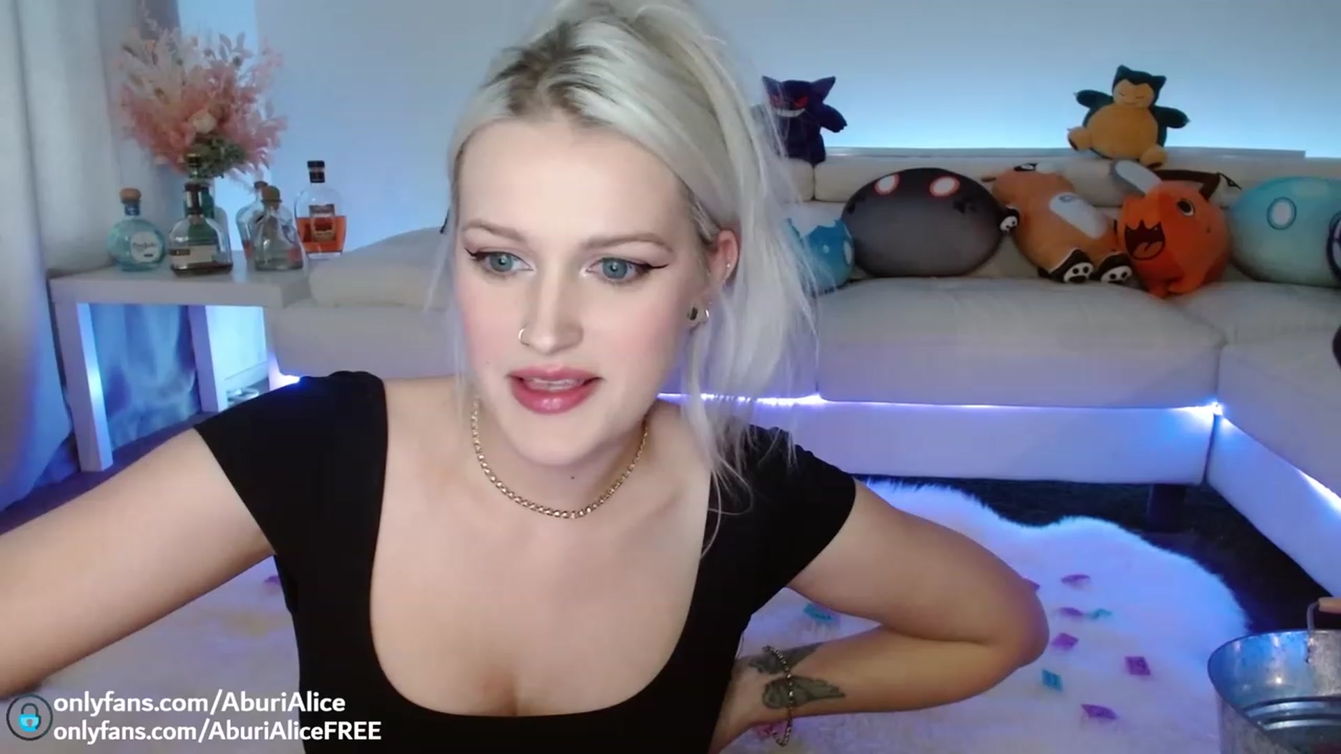 Gallery image thumbnail from AlicexMaia's myfreecams stream on, 06/03/2023, 03:51 image 19 of 20