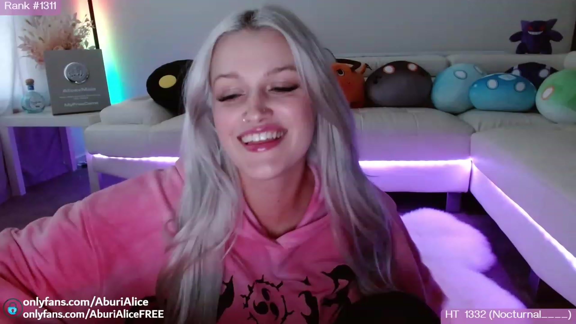 Gallery image thumbnail from AlicexMaia's myfreecams stream on, 08/28/2023, 04:19 image 16 of 20