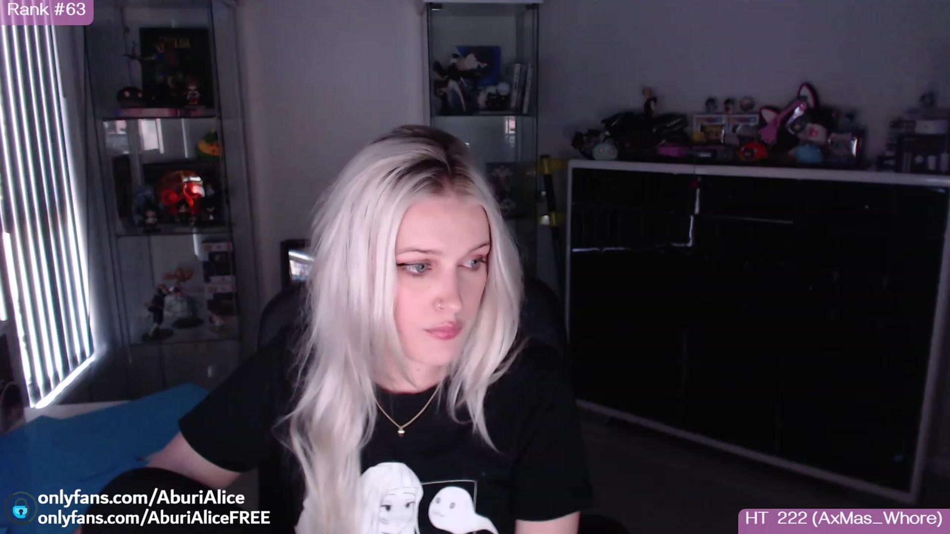 Gallery image thumbnail from AlicexMaia's myfreecams stream on, 12/13/2023, 05:47 image 16 of 20