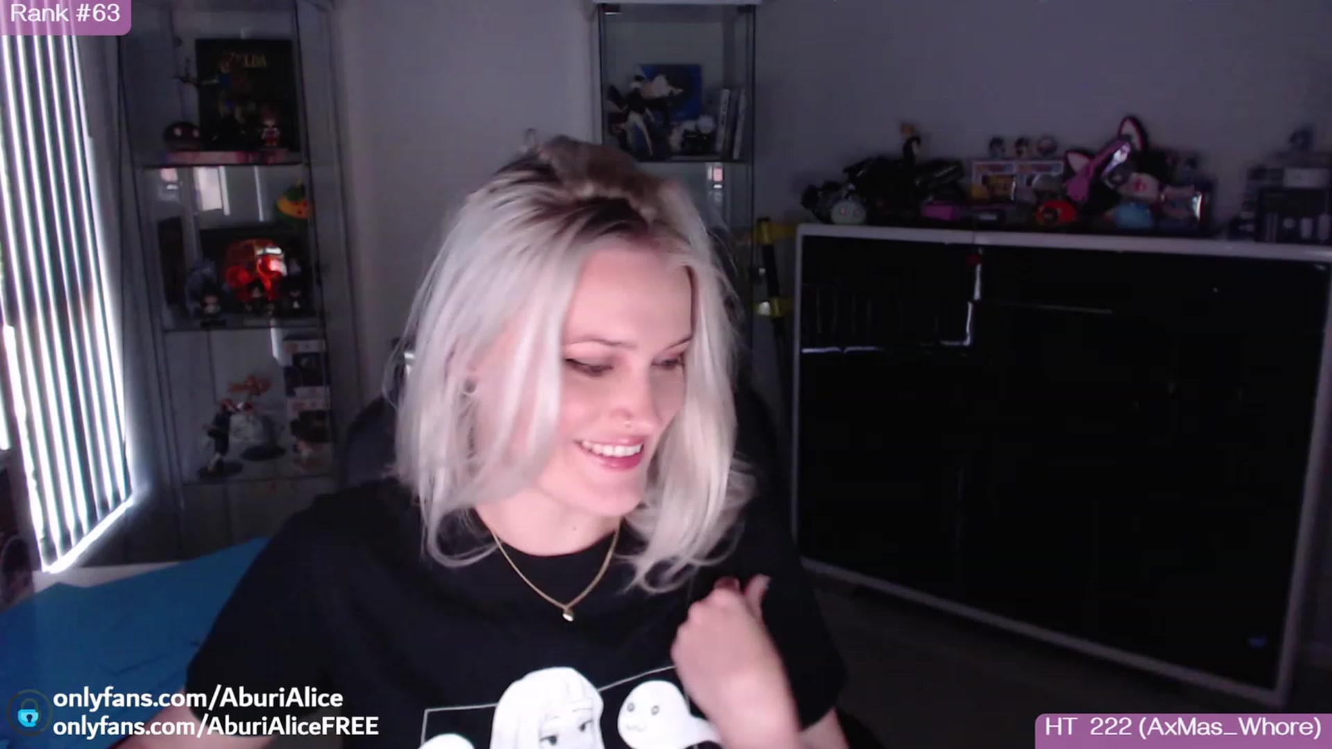 Gallery image thumbnail from AlicexMaia's myfreecams stream on, 12/13/2023, 05:47 image 13 of 20