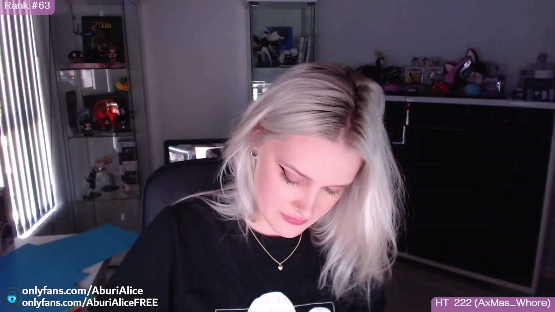 Gallery image thumbnail from AlicexMaia's myfreecams stream on, 12/13/2023, 05:47 image 10 of 20