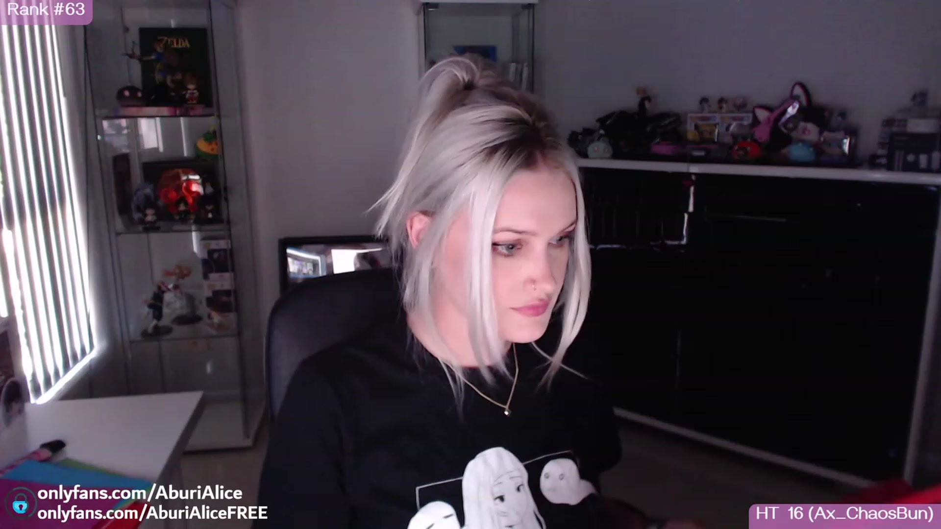 Gallery image thumbnail from AlicexMaia's myfreecams stream on, 12/13/2023, 05:47 image 8 of 20