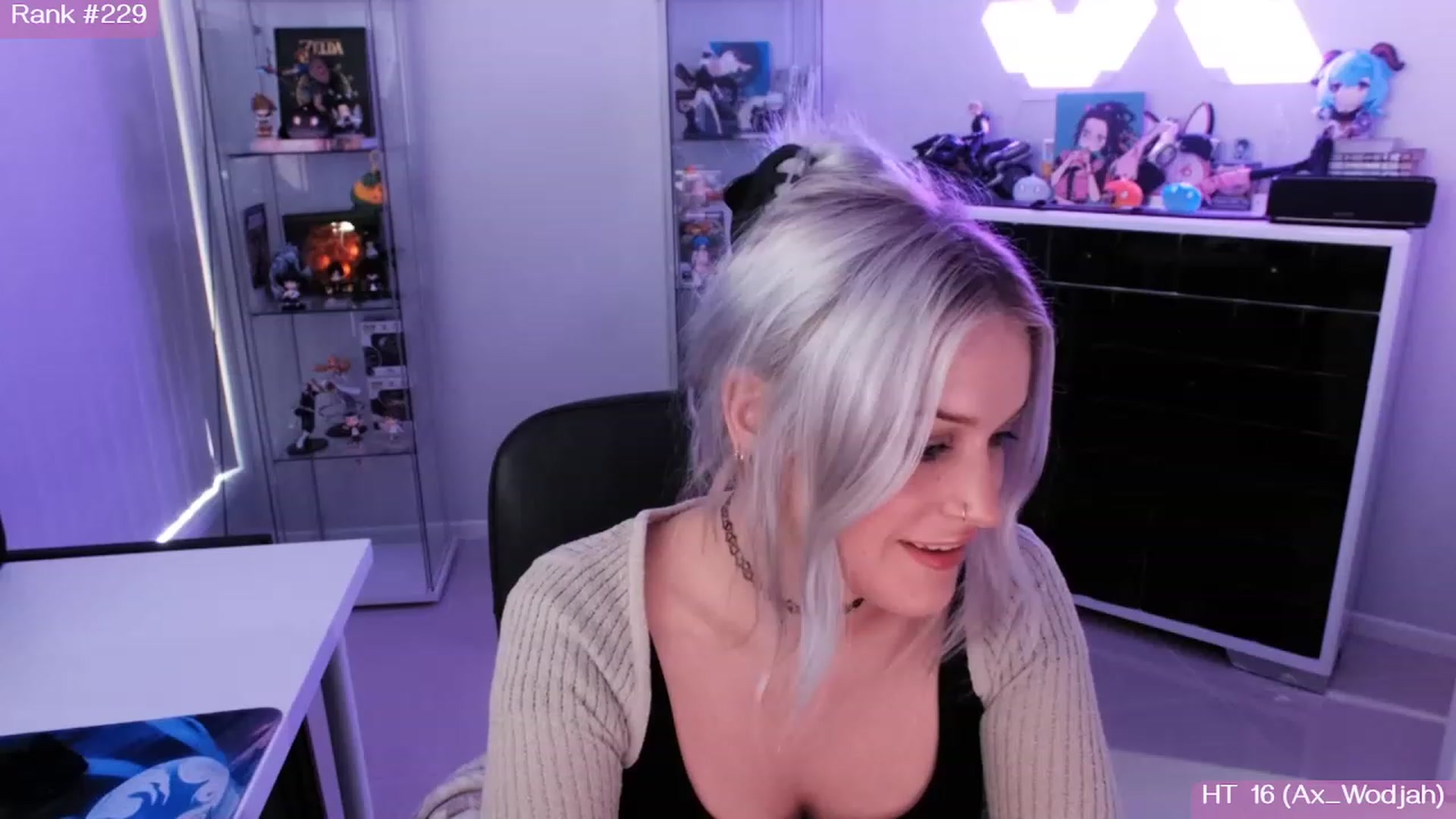 Gallery image thumbnail from AlicexMaia's myfreecams stream on, 01/07/2024, 04:00 image 5 of 20