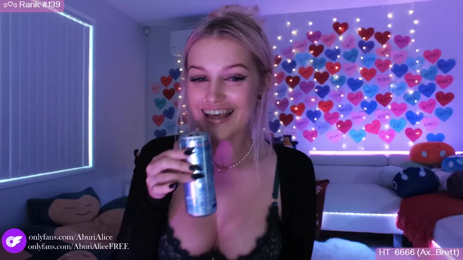 Gallery image thumbnail from AlicexMaia's myfreecams stream on, 03/15/2024, 03:50 image 14 of 20
