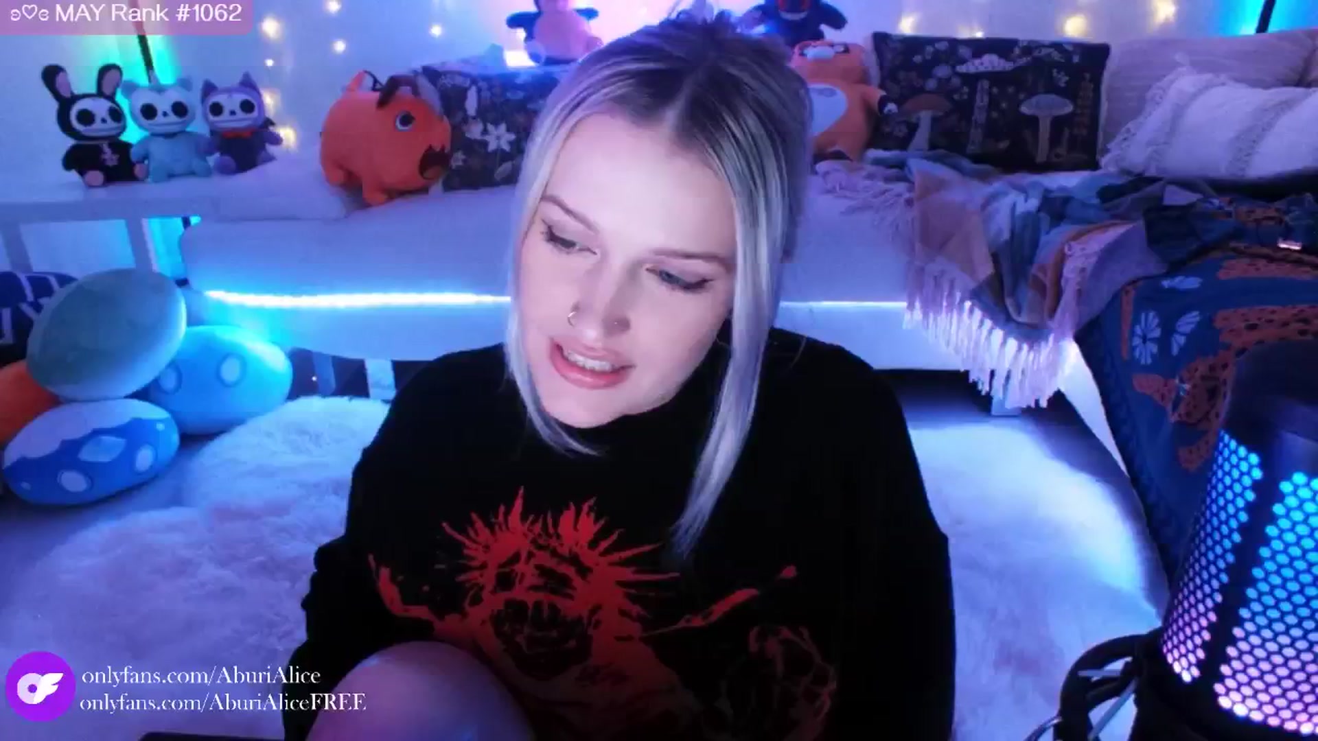Gallery image thumbnail from AlicexMaia's myfreecams stream on, 06/06/2024, 03:30 image 12 of 20