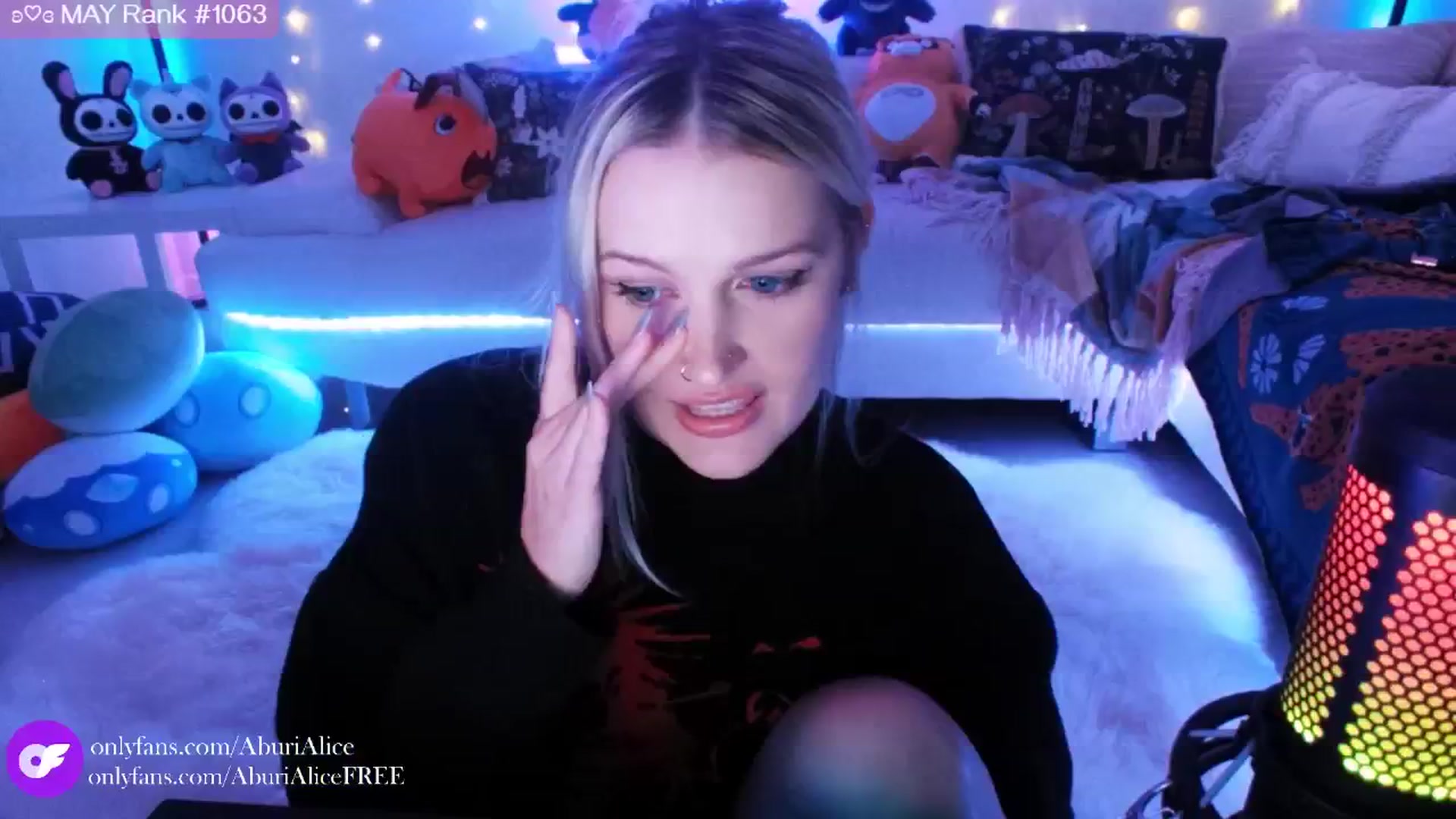 Gallery image thumbnail from AlicexMaia's myfreecams stream on, 06/06/2024, 03:30 image 17 of 20