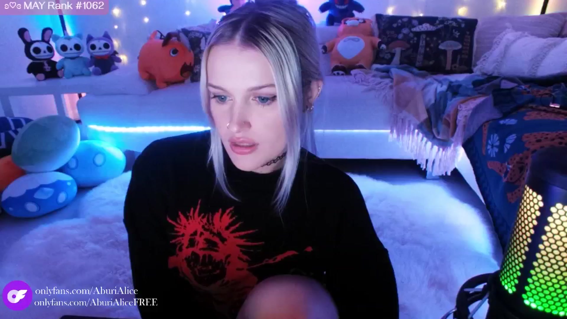 Gallery image thumbnail from AlicexMaia's myfreecams stream on, 06/06/2024, 03:30 image 13 of 20