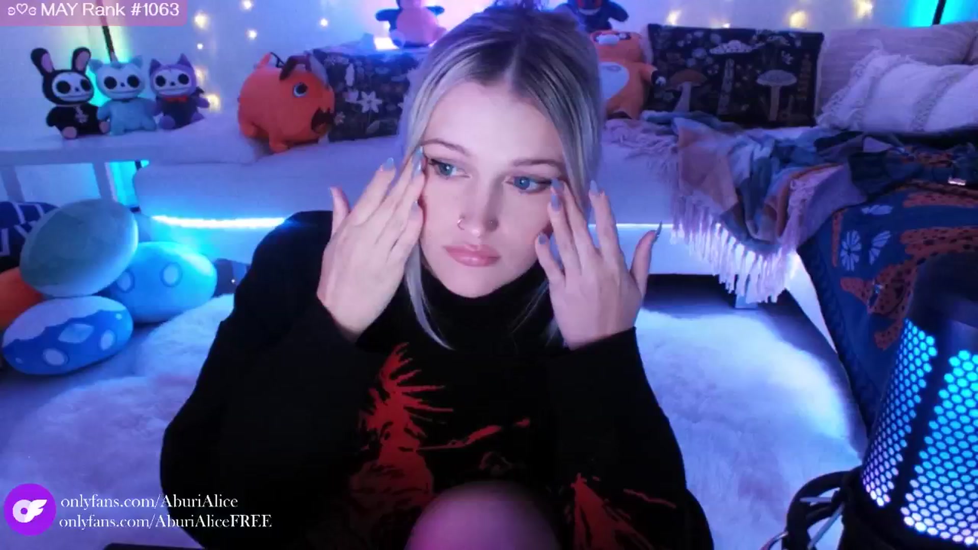 Gallery image thumbnail from AlicexMaia's myfreecams stream on, 06/06/2024, 03:30 image 14 of 20