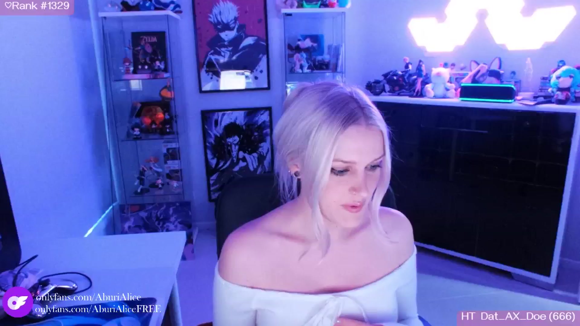 Gallery image thumbnail from AlicexMaia's myfreecams stream on, 07/20/2024, 04:53 image 2 of 20
